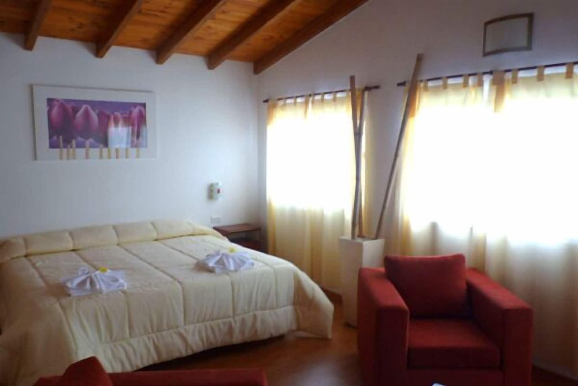 Hotel Aoma Villa Carlos Paz Exteriör bild