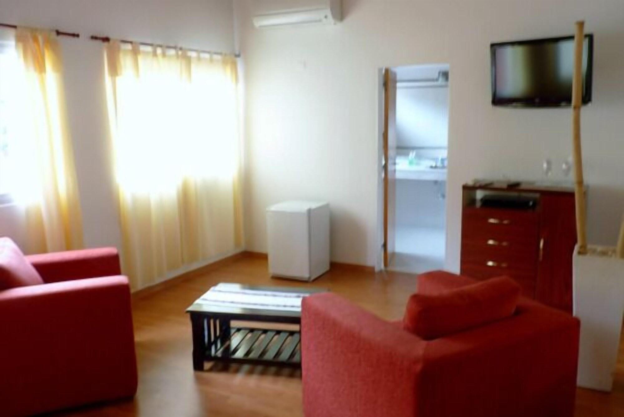 Hotel Aoma Villa Carlos Paz Exteriör bild