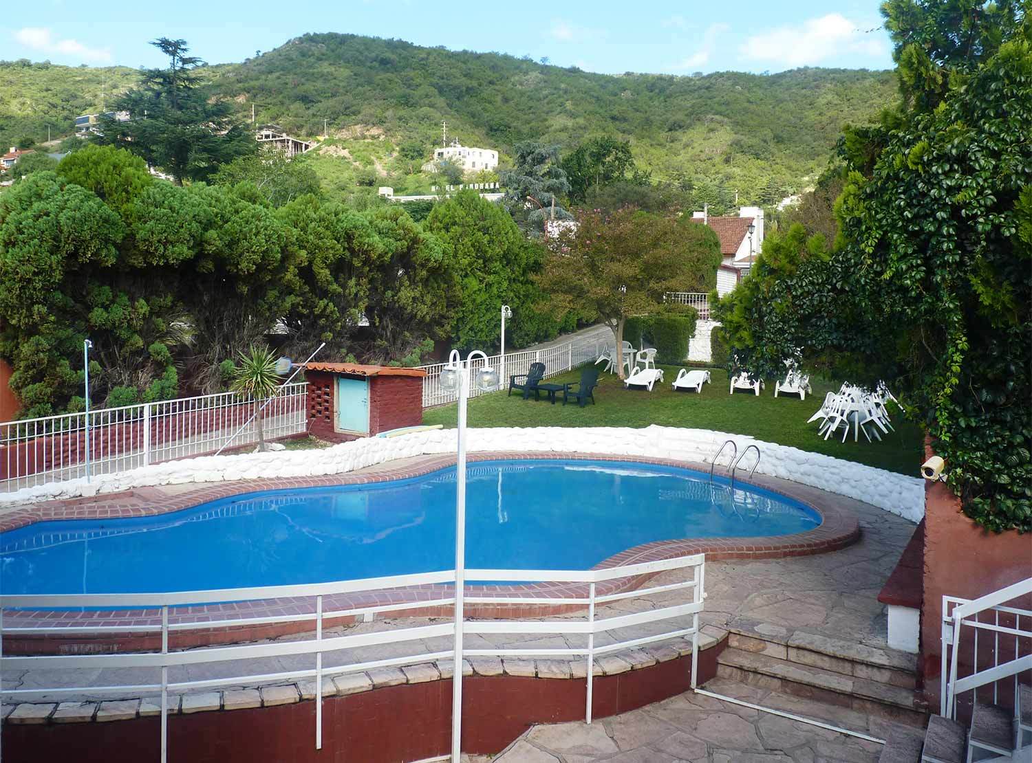Hotel Aoma Villa Carlos Paz Exteriör bild