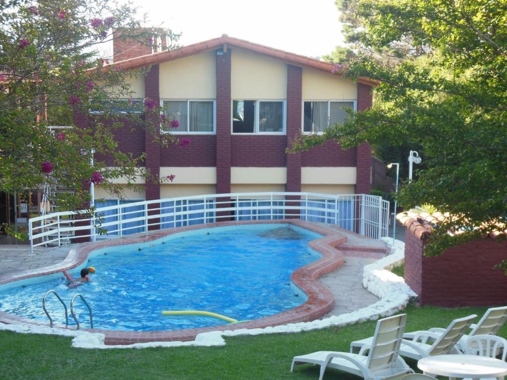Hotel Aoma Villa Carlos Paz Exteriör bild