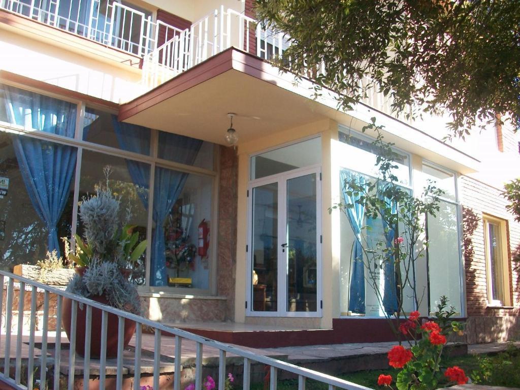 Hotel Aoma Villa Carlos Paz Exteriör bild